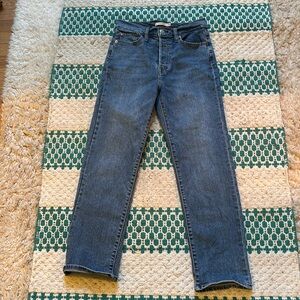 Size 29 Levi’s Wedgie Straight jeans